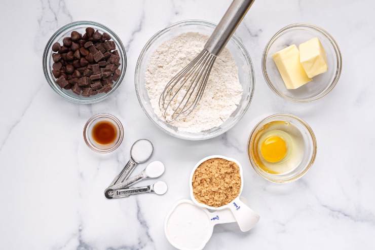 ricetta e passaggi per i cokies americani